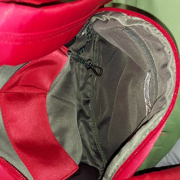 Uncle K MOCHILAS Red Nylon Anti Theft Backpack Bag - Picture 7 of 14